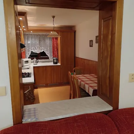 Bajt Apartment *
