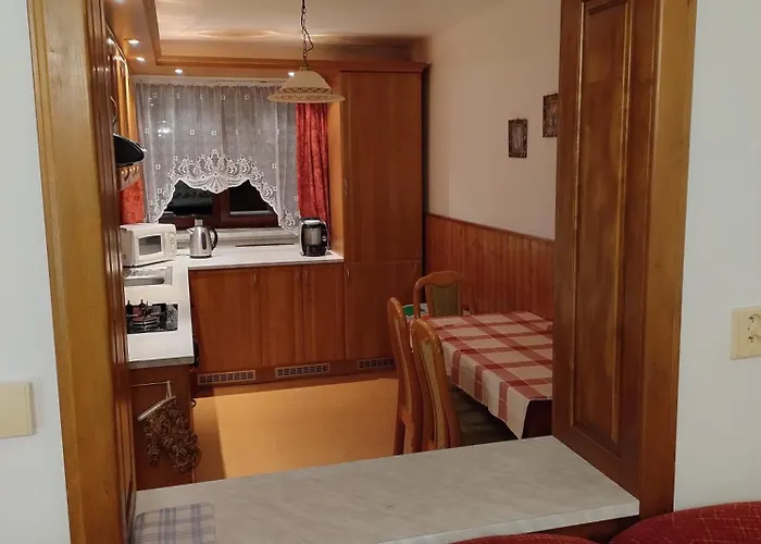 Bajt Apartment *